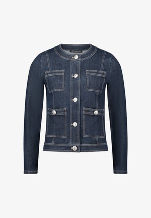 Donkerblauwe spijkerjas met ronde halslijn, knopen in parelstijl en vier voorzakken met klep en witte stiknaden.