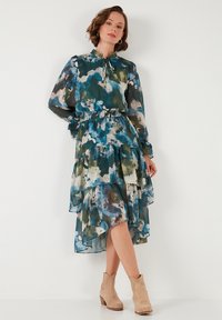 LELA REGULAR FIT - Vestido de cóctel - khaki blue