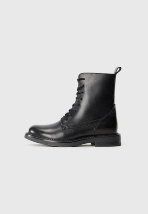 Geox, Bottines à lacets - black