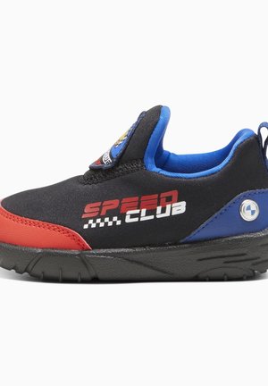 Black, red, and blue children's sneaker with "Speed Club" text, checkered flag detail, and padded blue collar. Black sole with traction pattern.