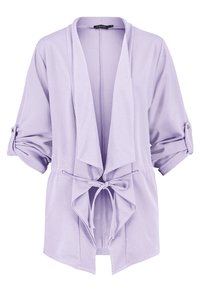 Fialkově lila poloprůhledná bunda s otevřeným předním dílem, vyhrnutými rukávy připevněnými knoflíky a stahovací šňůrkou v pase. Hladká textura.