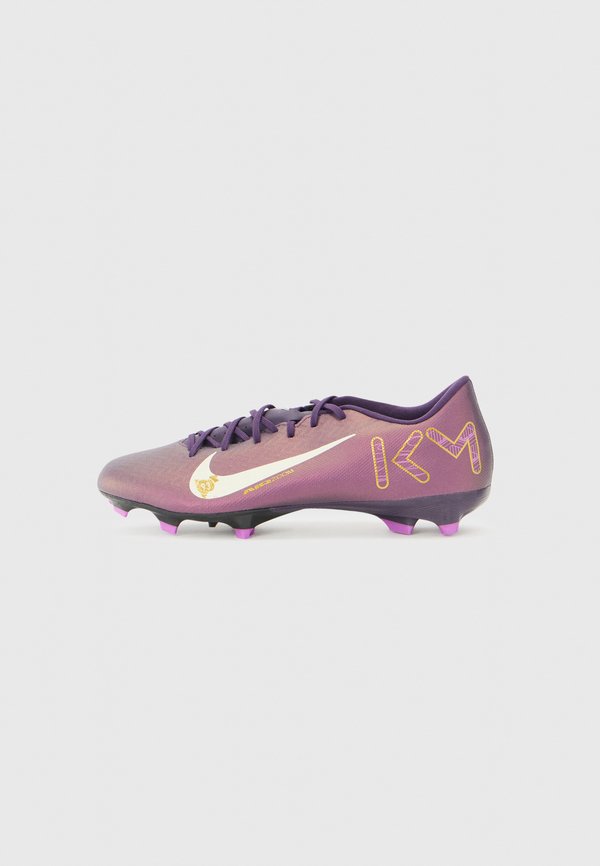 ZOOM VAPOR 16 ACADEMY - Moulded stud football boots