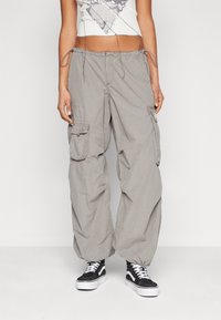 BDG Urban Outfitters BDG MAXI POCKET  - Trousers - charcoal