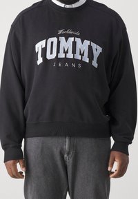 Tommy Jeans Sudadera - black