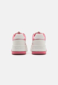 Tommy Jeans THE BROOKLYN - Sneakers low - preppy pink