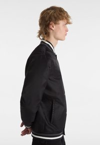 Vans DUNTON - Bombertakki - black