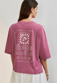 Next BOXY SHORT SLEEVE - T-shirts print - raspberry pink