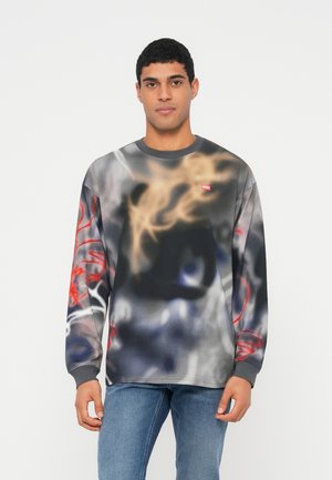 Top s dlhým rukávom - black