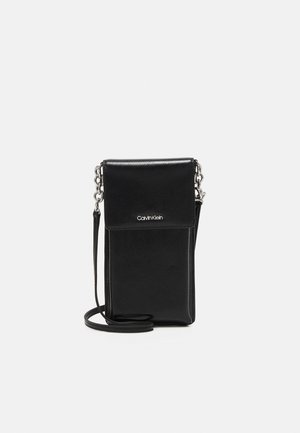 MUST PHONE POUCH - Taška s příčným popruhem - black