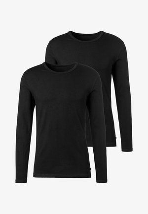 Twee zwarte T-shirts met lange mouwen, gemaakt van zachte stof, hebben een ronde hals en een eenvoudig ontwerp, zonder zichtbare patronen of accenten.