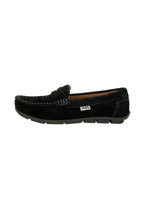 Mocassin en daim noir avec un détail de couture à l'avant, une petite étiquette latérale et une semelle en caoutchouc segmentée.