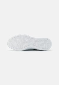 Skechers Sport CLASSIC - Sneakers low - white/black