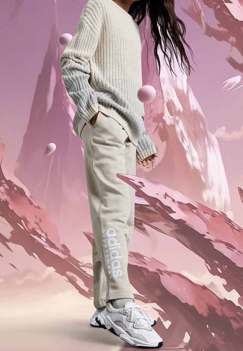 adidas Sportswear ALL PANT UNISEX - Träningsbyxor - beige/white