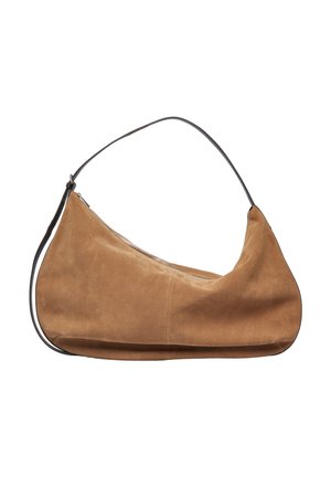 Borsa a spalla in morbido camoscio marrone con una singola tracolla nera e chiusura superiore con cerniera, mostrata su uno sfondo bianco.