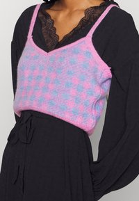 Vero Moda Denní šaty - black