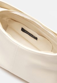 Anna Field Handbag - beige