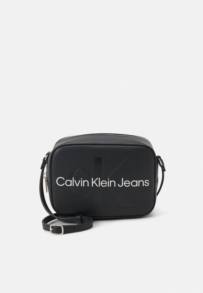 Calvin Klein Jeans - SCULPTED CAMERA MONO - Schoudertas - black, Vergroten