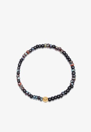 Perlenarmband bestehend aus schwarzen, mehrfarbigen und metallischen Perlen mit einem goldenen Akzent in einem kreisförmigen Design. Glatte Textur, unterschiedliche Größen.