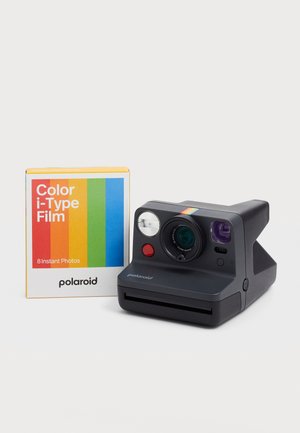 Polaroid NOW GEN 3 BLACK + COLOR FILM BUNDLE 8 PHOTOS - Kaamerafilm - black