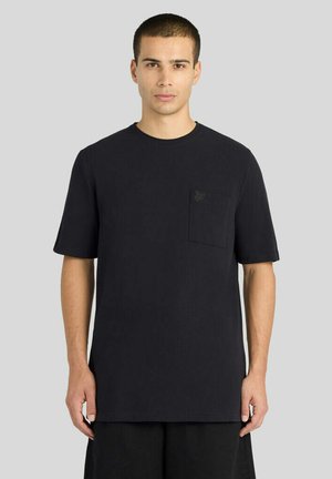 Lyle & Scott, LYLE & SCOTT SS T-SHIRTS PIQUE INTERLOCK T-SHIRT - T-Shirt basic - w lacquer
