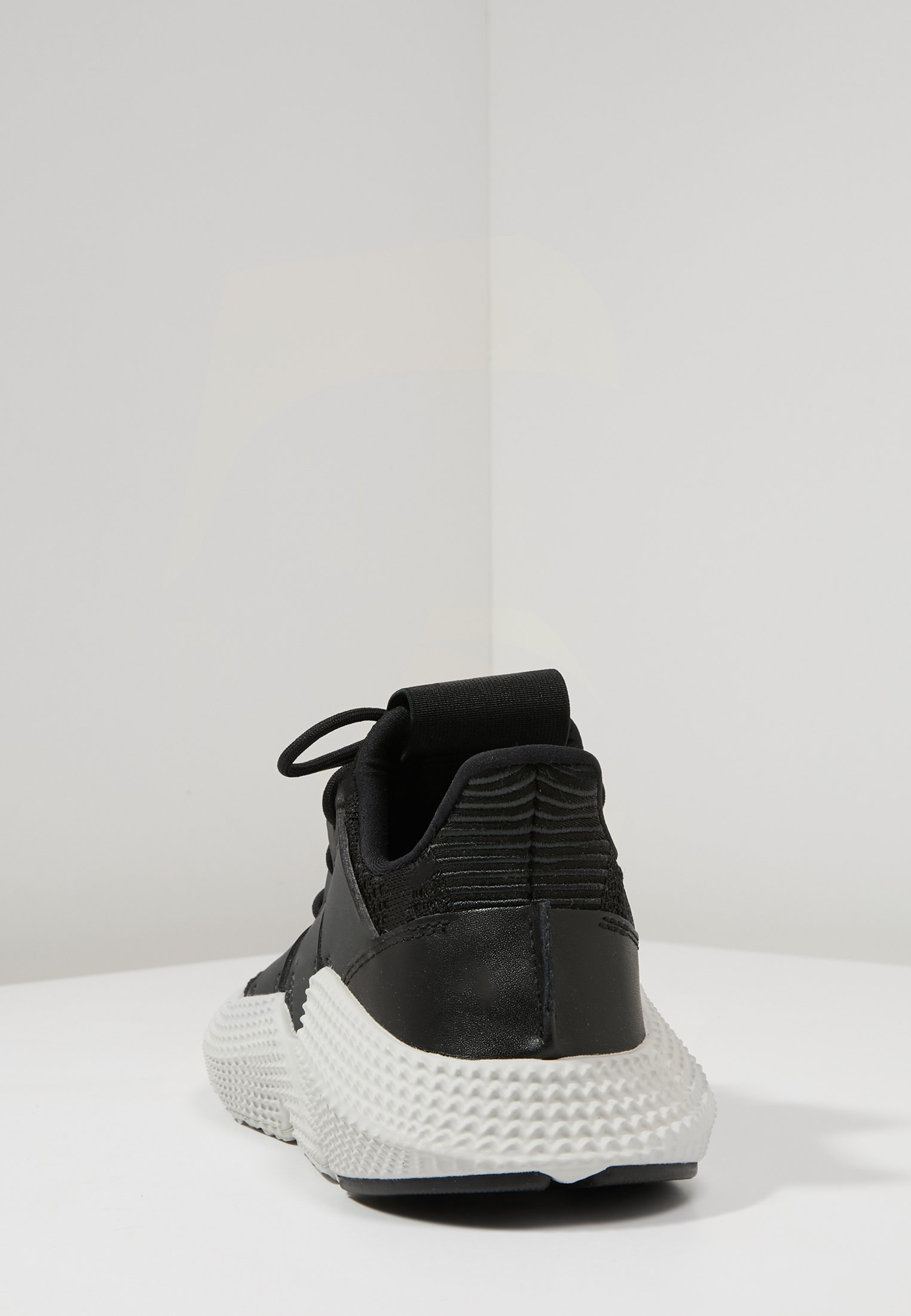 zalando adidas prophere