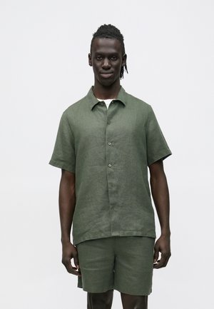 AVAN SHIRT - Vapaa-ajan kauluspaita - climbing ivy