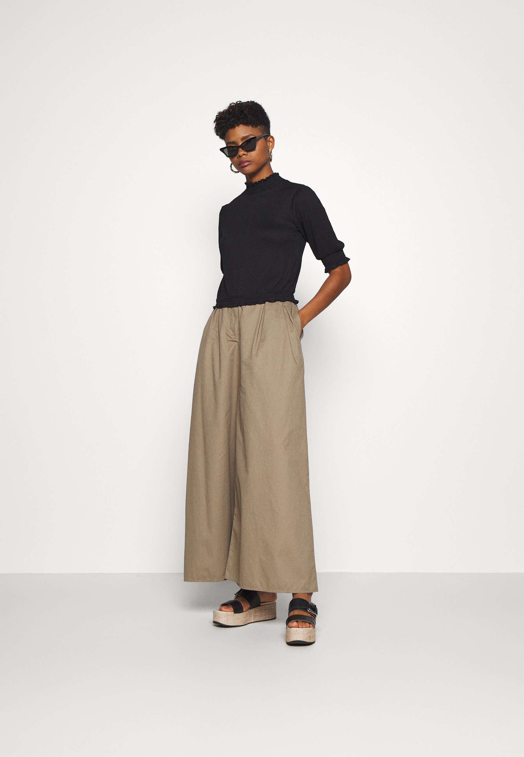 Monki NICOLINA Bluser black dark Zalando.no Monki NICOLINA - Bluser - black dark