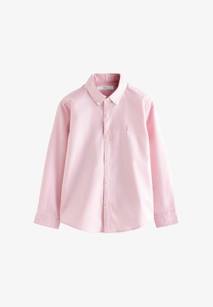 Pink button-up skjorte med lange ærmer, krave og hvide knapper. Har et lille broderet logo på venstre bryst.