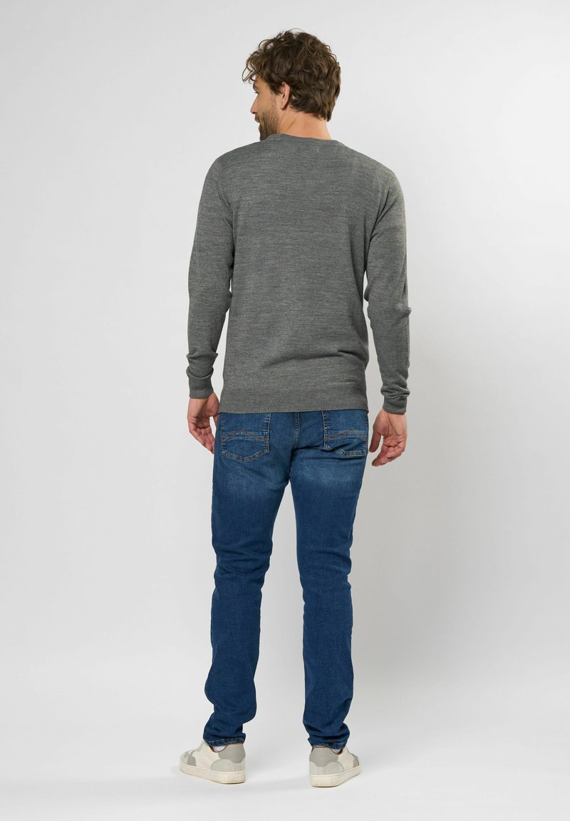 Maglione Donna Lagenlook In Misto Viscosa, Grigio Con Strass, Maniche 3/4, Taglie 42-52 (dalla XL Alla 4XL) - Foto 4