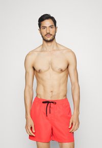 Jack & Jones JPSTFIJI JJSWIM SOLID  - Shorts da mare - hot coral