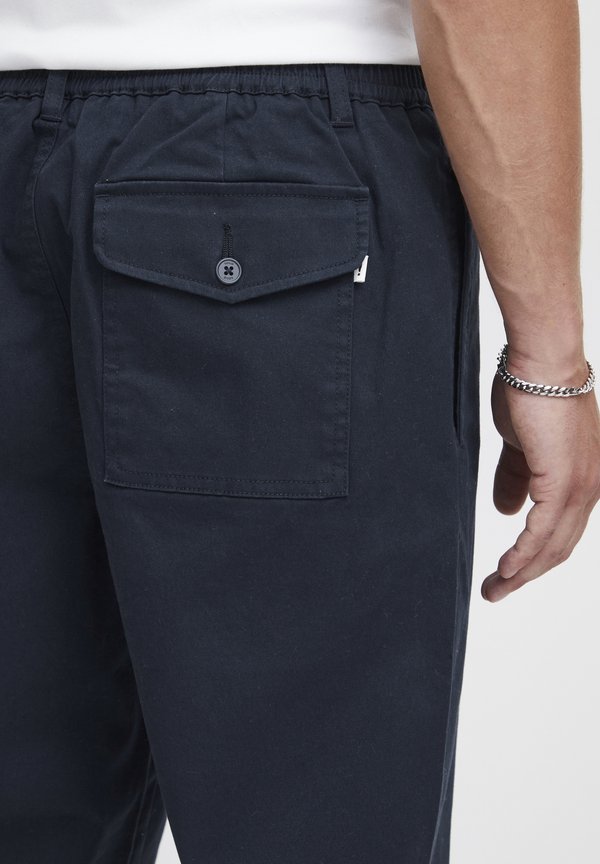 SDGIOELE DAD FIT - Trousers4