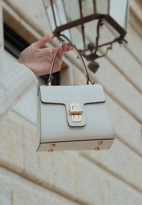 Isabel Bernard Handtasche - weiß