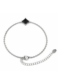Bracciale in argento con un centro in pietra nera quadrata, dotato di chiusura a moschettone e catena di estensione per una regolazione della lunghezza.