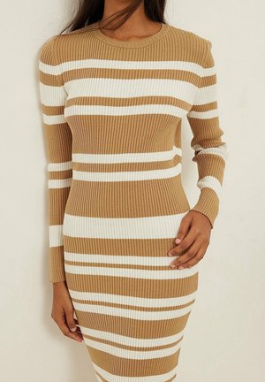 Robe pull - beige