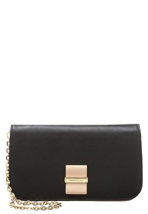See by Chloé Clutch - black