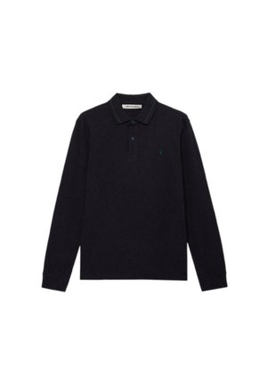 Czarna koszulka polo z długim rękawem, wykonana z bawełny, z zielonym wykończeniem kołnierzyka, z zapięciem na dwa guziki oraz małym zielonym logo na piersi.