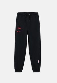 Črne trenirke iz bombaža z elastiko v pasu, vrvico, rdečim logotipom Bulls in majhnim logotipom NBA na robu. Gladka tekstura.