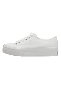 Weiße Leinen-Sneaker mit einer strukturierten Oberfläche, Gummisohle, runder Zehenpartie und sechs Ösen zum Schnüren. Die Plateausohle verleiht zusätzliche Höhe.