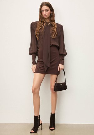 ODELLA - Sandali con tacco - dark brown