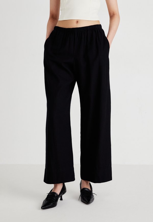 WIDE LEG EASY PANT  - Trousers