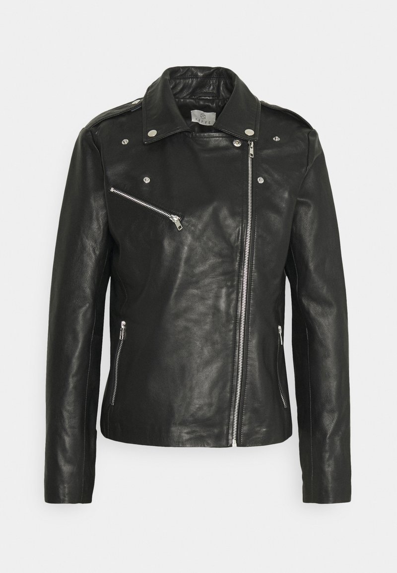 Veste de motard en cuir noir avec fermeture éclair argentée asymétrique, poches poitrine et latérales zippées, col pressionné et épaulettes.