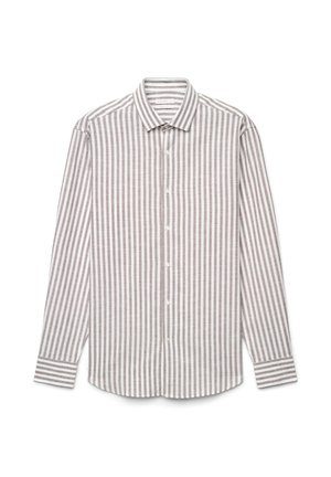 Camicia a maniche lunghe con bottoni, a righe verticali beige e bianche, colletto a punta e polsini a righe, stesa su uno sfondo bianco.