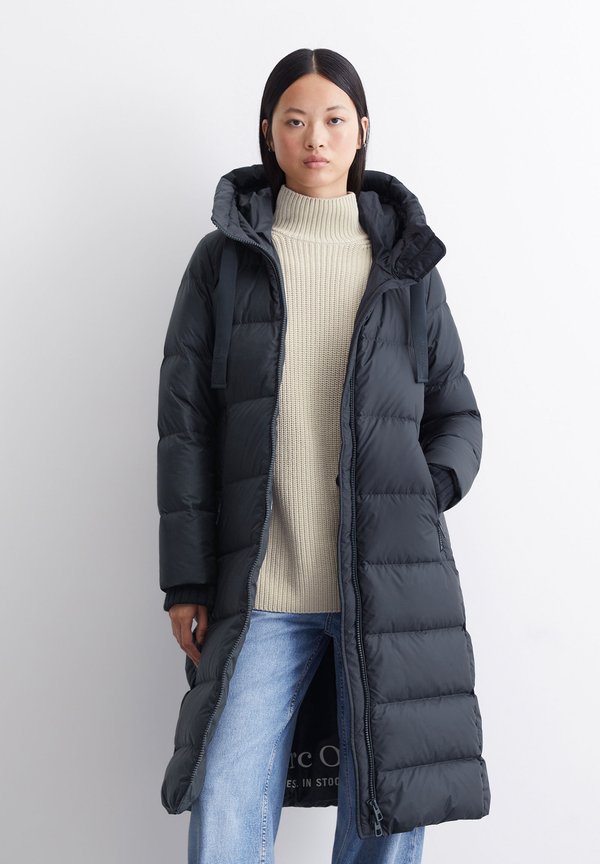 LONG COAT FEMININE SHAPE WITH HOOD - Down coat