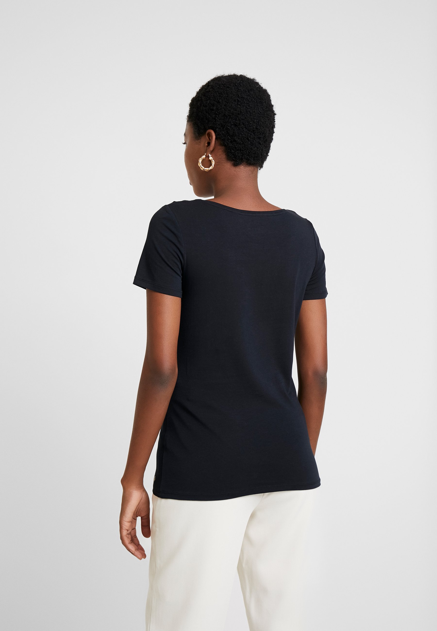 esprit basic t shirt
