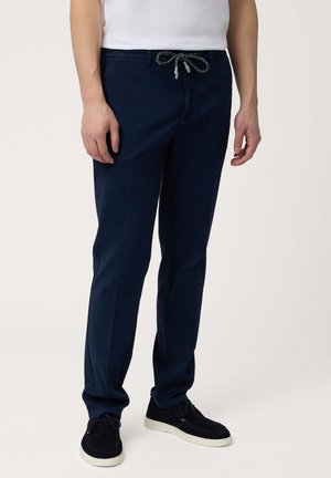 Navyblauwe broek in een slim-fit ontwerp, met een tailleband met trekkoord van een gestructureerd koord, gemaakt van een gladde stof.