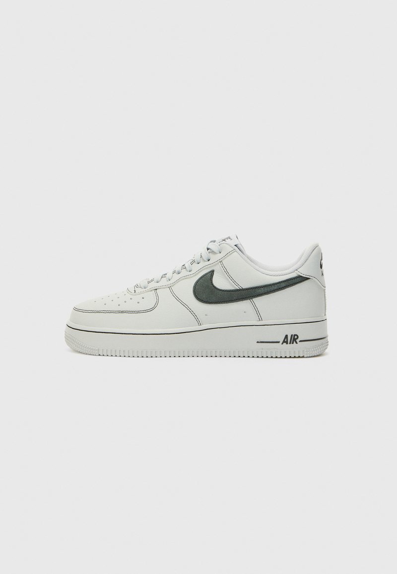 Nike Sportswear - AIR FORCE 1 07 - Sneakers basse - wolf grey/black, Ingrandire
