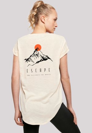 ESCAPE DISCOVER THE WORLD MOUNTAIN - Print T-shirt - whitesand