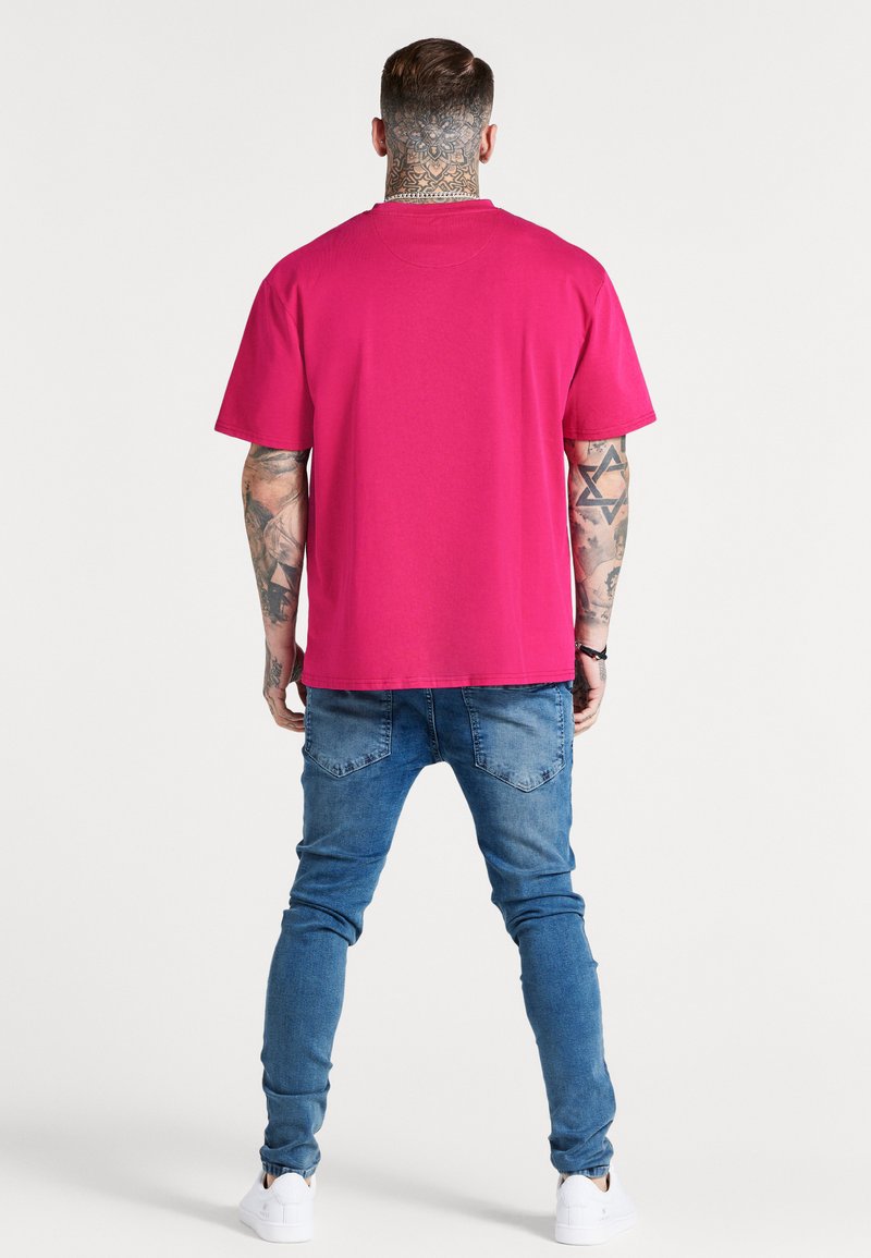 Herren T-Shirts basic | SIKSILK DROP SHOULDER RELAXED FIT TEE T-Shirt print pink - LS52696 Herren T-Shirts basic | SIKSILK DROP SHOULDER RELAXED FIT TEE T-Shirt print pink - LS52696