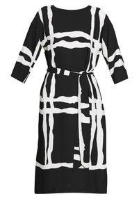 Abito nero con motivo astratto bianco, caratterizzato da maniche a tre quarti, scollatura rotonda e vita con cintura. Texture del tessuto liscia.