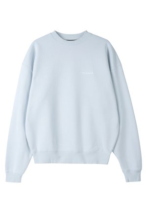 Sweatshirt bleu clair en coton avec un col rond, des poignets et un ourlet côtelés. Présente un petit texte logo blanc à l'avant.